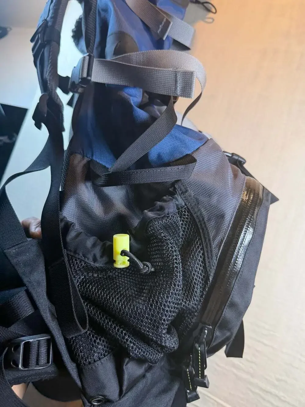 Galyan’s Mountain Guide 90 (90 L). Galyan’s
